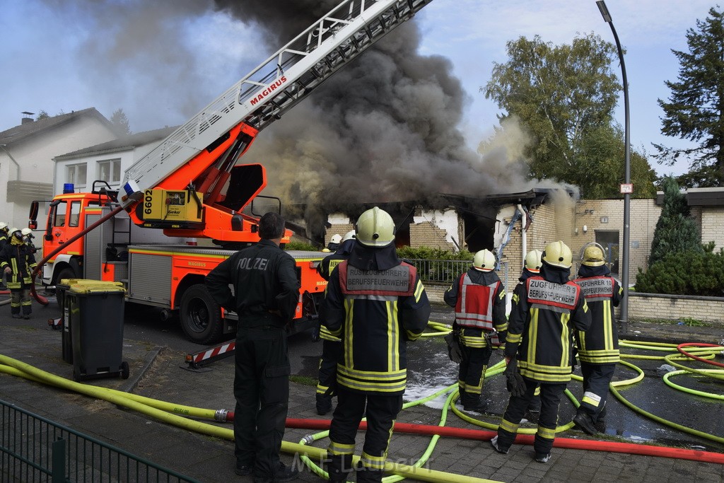 Feuer 2 Y Explo Koeln Hoehenhaus Scheuerhofstr P0148.JPG - Miklos Laubert